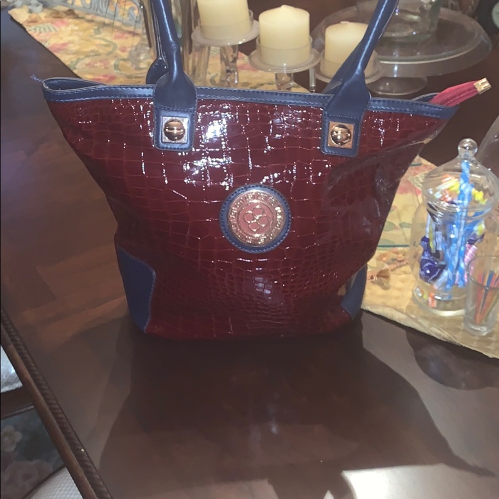 Burgundy and Navy Purse - Picture 1 of 10